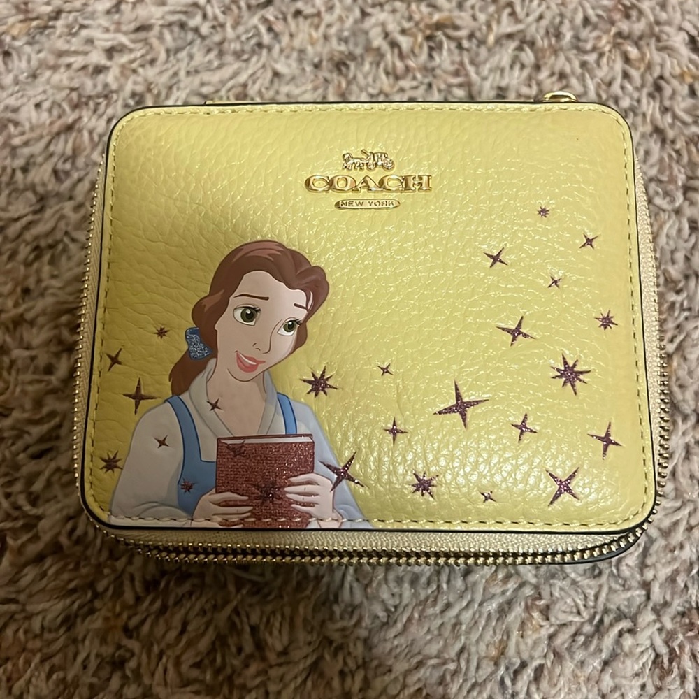 Coach Belle Ring Holder